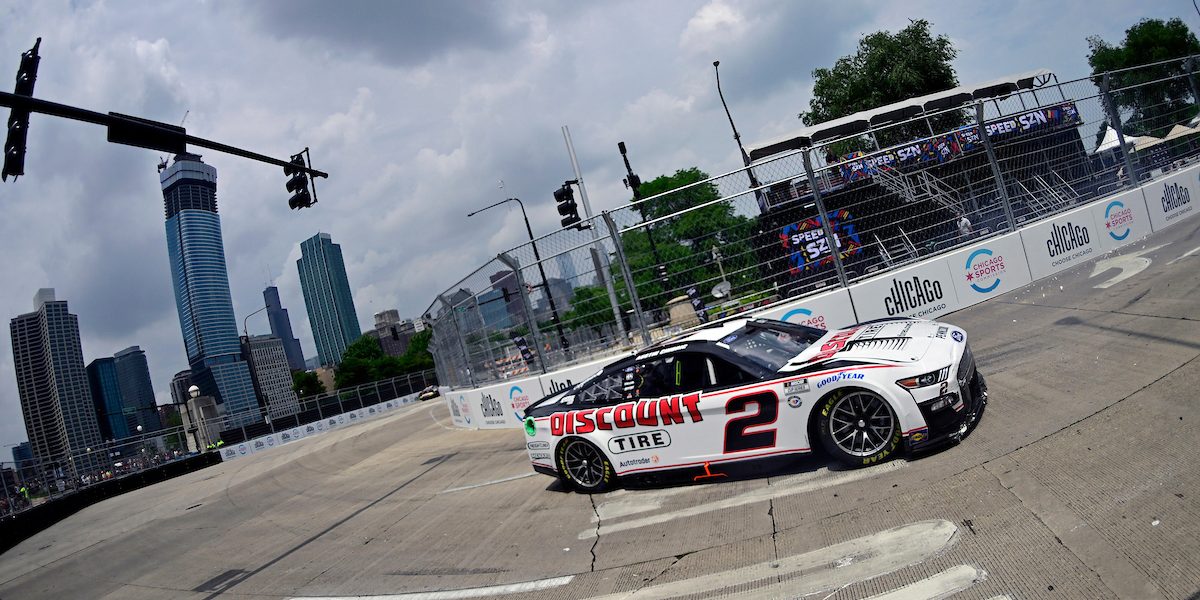 #2: Austin Cindric, Team Penske, Discount Tire Ford Mustang