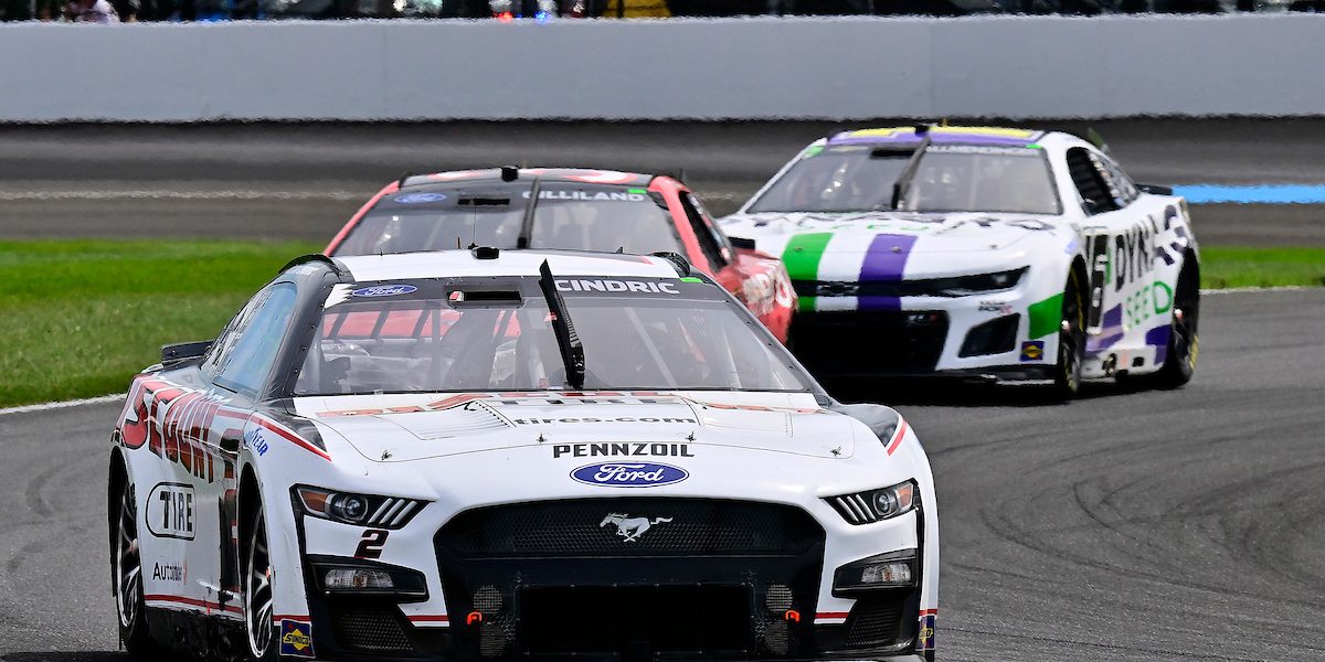 #2: Austin Cindric, Team Penske, Discount Tire Ford Mustang