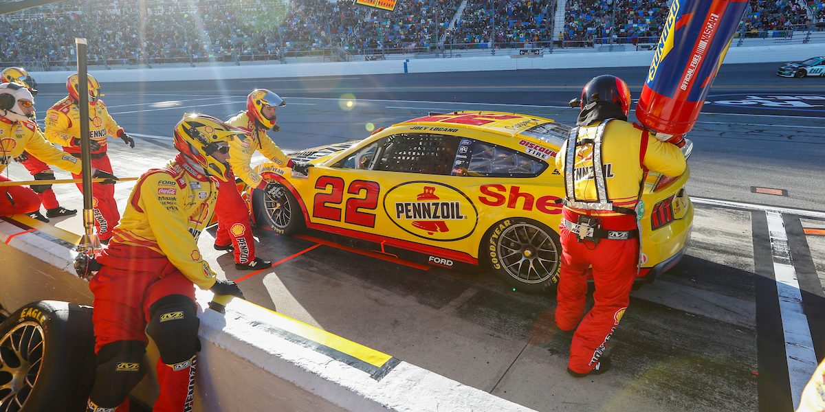 How long does it take to refuel a NASCAR?