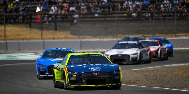 #12: Ryan Blaney, Team Penske, Menards/Moen Ford Mustang