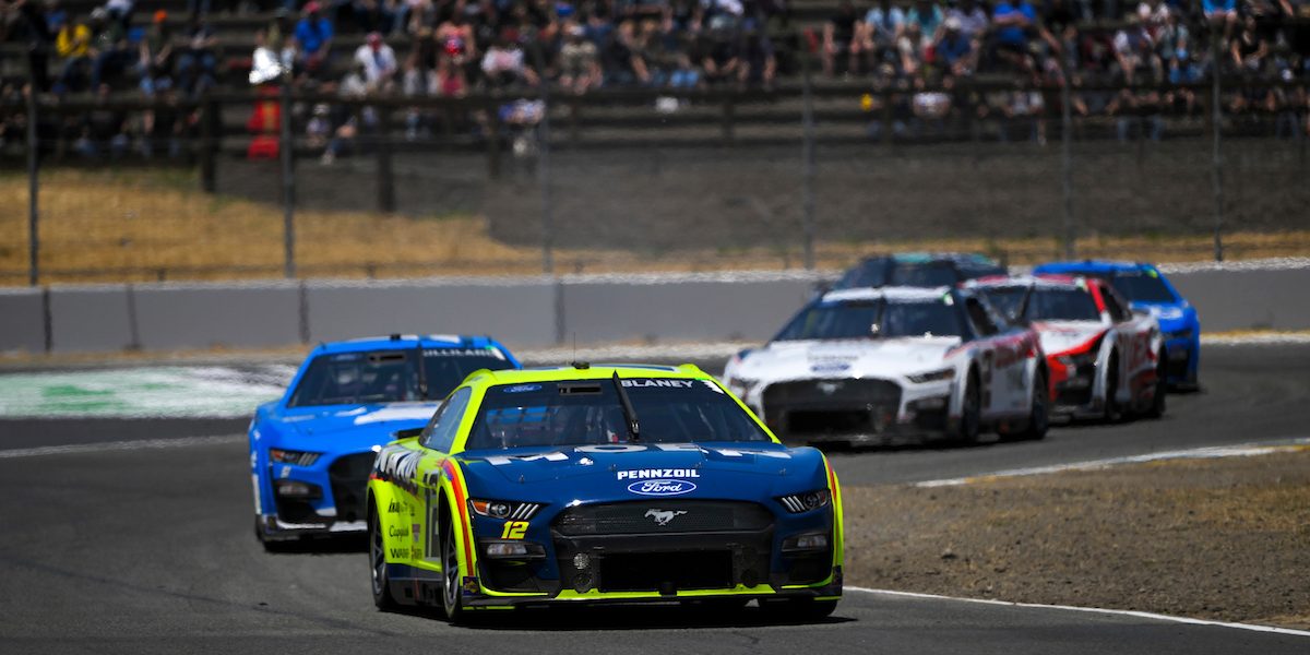 #12: Ryan Blaney, Team Penske, Menards/Moen Ford Mustang