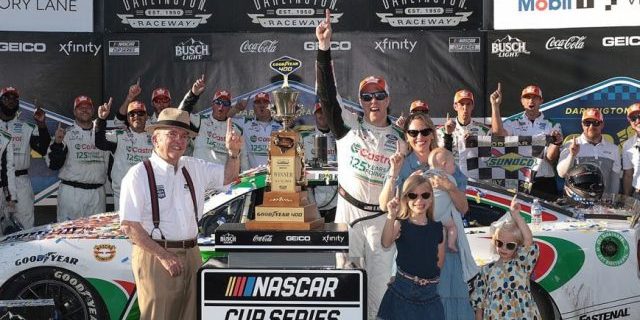 Brad Keselowski Wins At Darlington, Ends Three-Year Drought